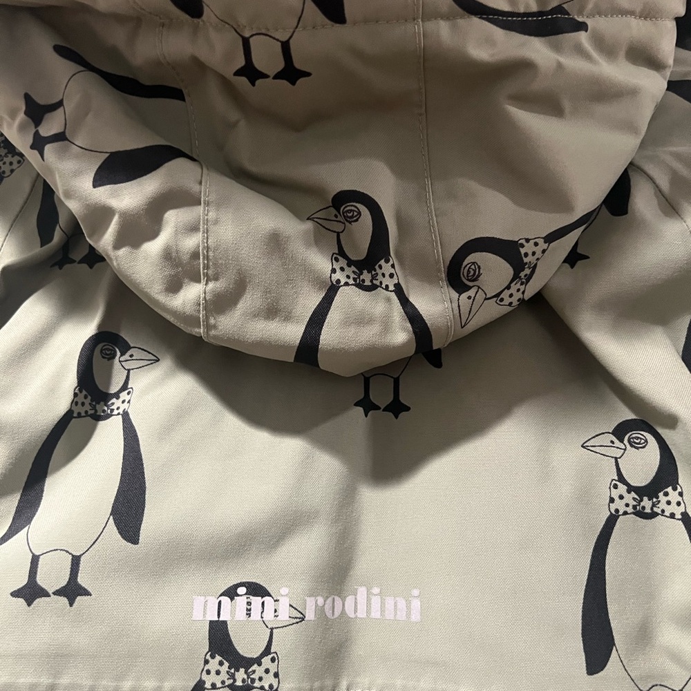 Mini Rodini Kids Penguin Print Jacket - Green. Size 116/122. US size 5-7 yrs. - Picture 5 of 8